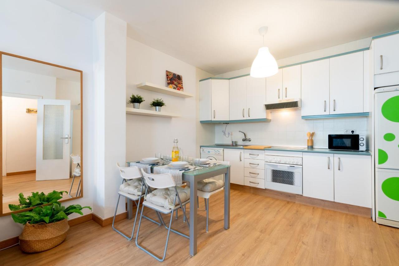 Cr Alameda Amplio Y Traquilo Apartameto Para Parejas Sevilla Eksteriør billede