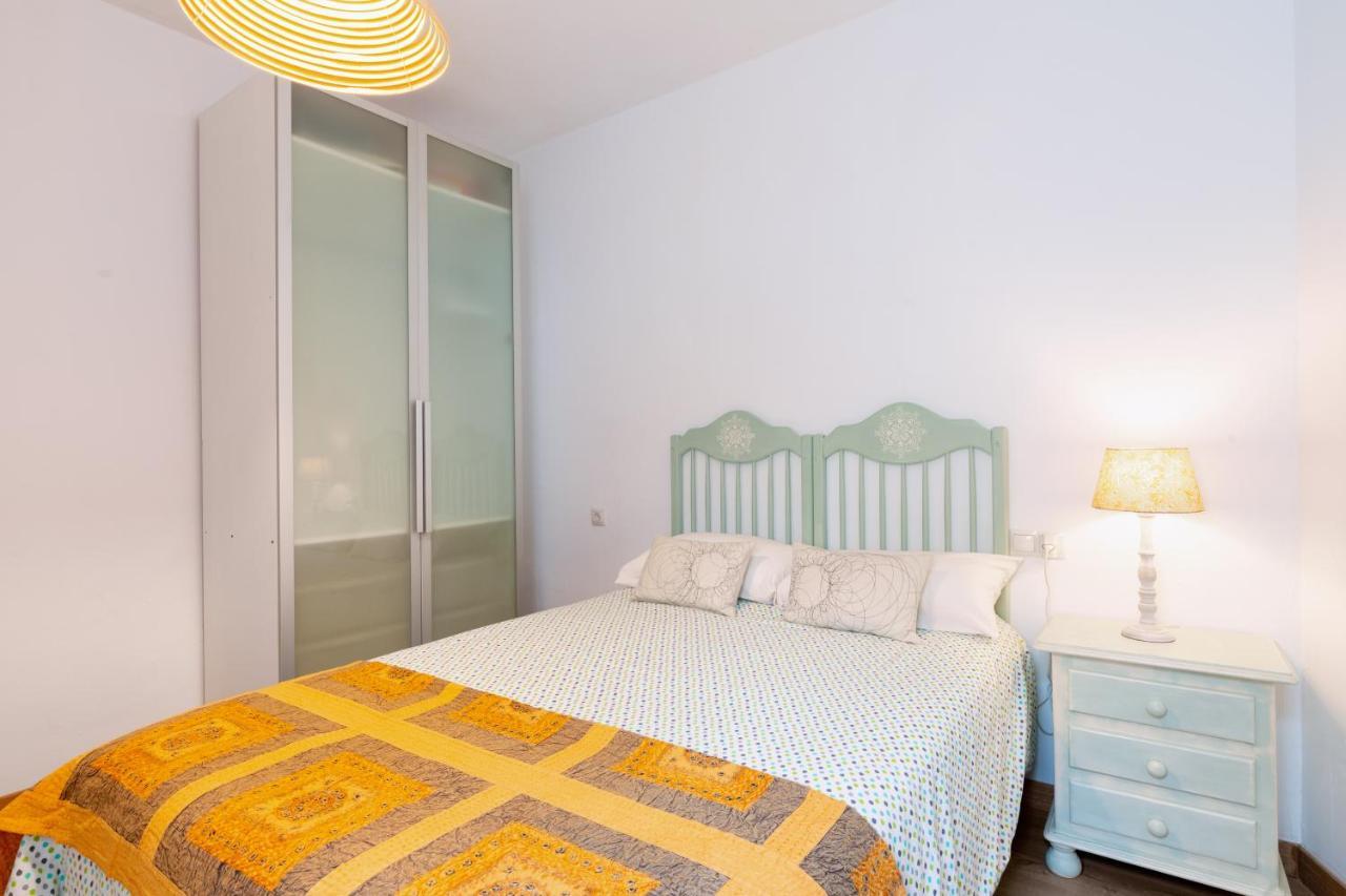 Cr Alameda Amplio Y Traquilo Apartameto Para Parejas Sevilla Eksteriør billede