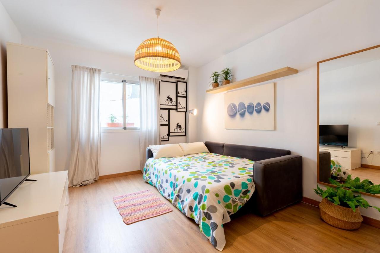 Cr Alameda Amplio Y Traquilo Apartameto Para Parejas Sevilla Eksteriør billede